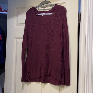 Maroon sweater